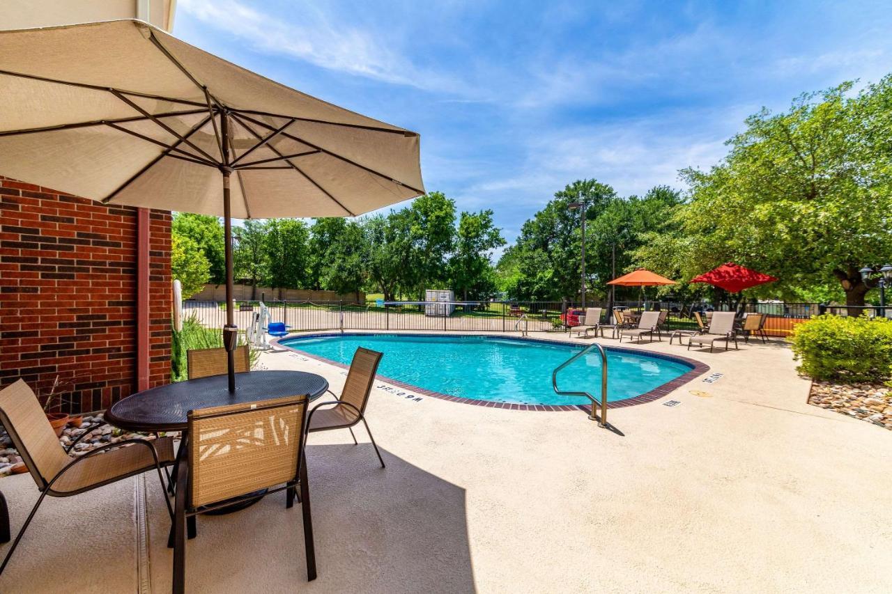Quality Inn & Suites Lampasas Exteriér fotografie