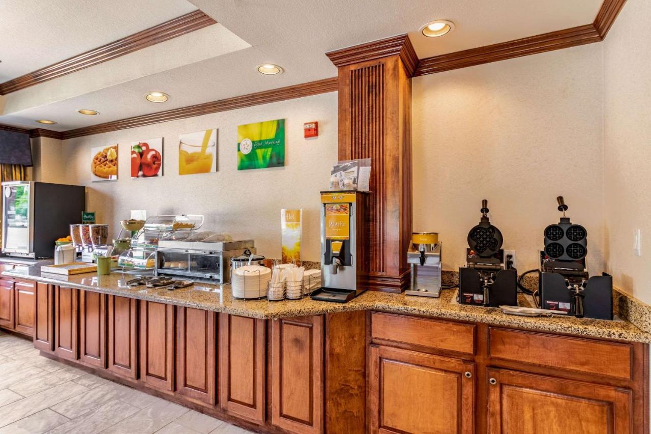 Quality Inn & Suites Lampasas Exteriér fotografie