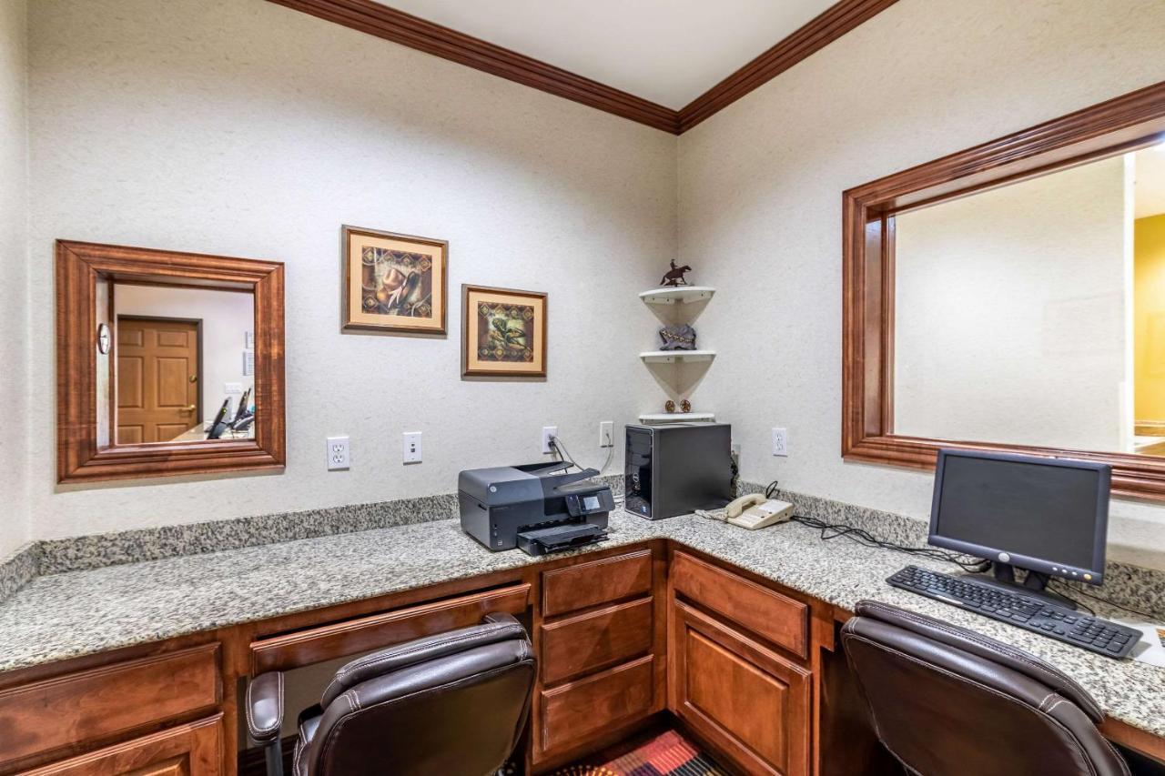 Quality Inn & Suites Lampasas Exteriér fotografie